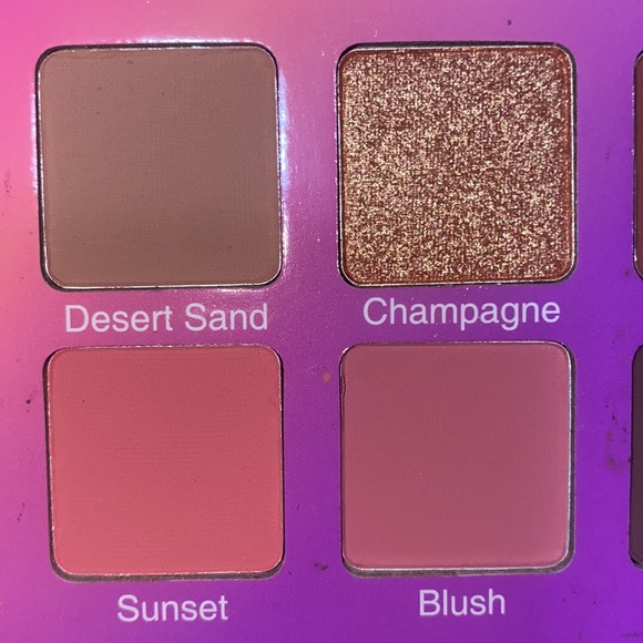 🦋Brand new Violet Voss Eye shadow palette! - Picture 5 of 7